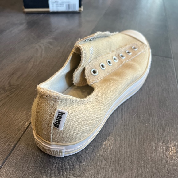 Converse All Star Chuck Taylor Hemp Slip On - Picture 2 of 3